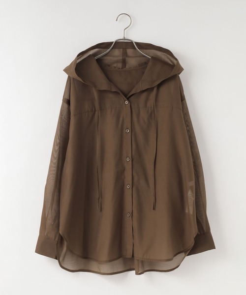 LOWRYS FARM（ローリーズファーム）の「シアーフードシャツ  580082（シャツ/ブラウス・レディース・ブラウン/オフホワイト/ブルー・FREE）」の20枚目の写真