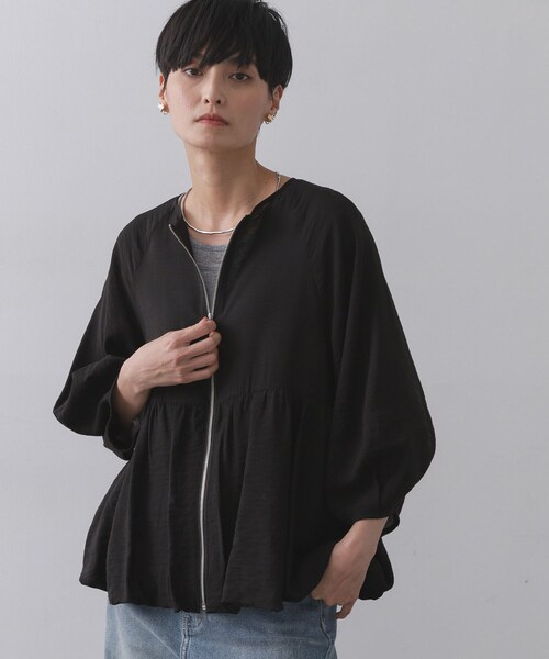 OPAQUE.CLIP(オペークドットクリップ)の「シアーバルーンペプラムブルゾン【洗える】(ブルゾン・レディース・ブラック/アイボリー/ダークブラウン・42/40/38)」の2枚目の写真