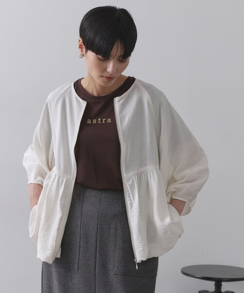 OPAQUE.CLIP(オペークドットクリップ)の「シアーバルーンペプラムブルゾン【洗える】(ブルゾン・レディース・ブラック/アイボリー/ダークブラウン・42/40/38)」の4枚目の写真