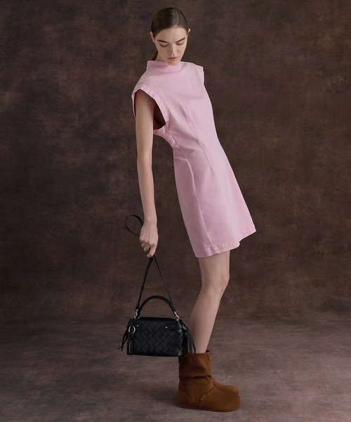 CHARLES & KEITH(チャールズ & キース)の「Ivette イヴェット ウーブントップハンドルバッグ(トートバッグ・レディース・スミクロ/ワインレッド・M)」の14枚目の写真