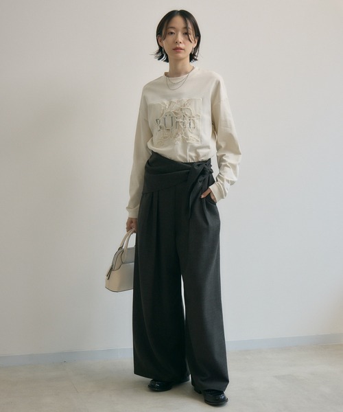 Paradise Picnic(パラダイスピクニック)の「cloche レースパッチロゴロンT(Tシャツ/カットソー・レディース・ホワイト/ベージュ/ブラック・FREE)」の4枚目の写真