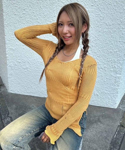 d.i.a.(ダイヤ)の「フレアスリーブ ウエストシェイプ Vネック ニット(ニット/セーター・レディース・イエロー/ブラック/ブラウン・FREE)」の12枚目の写真