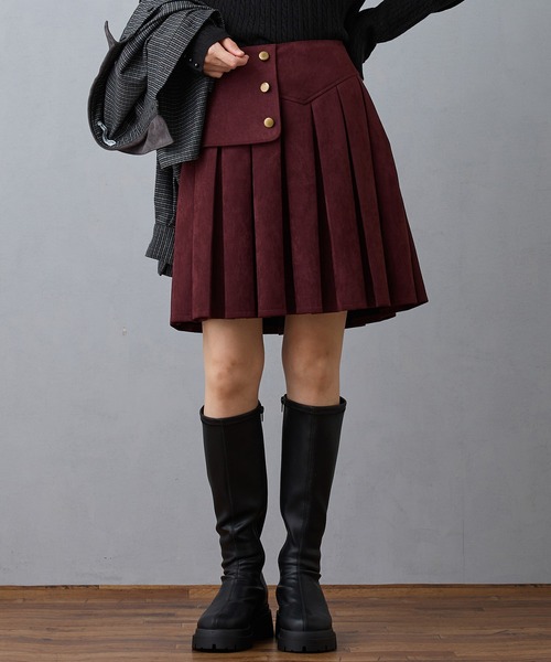 NICOLE CLUB(ニコル クラブ)の「インバーテッドプリーツスカート(スカート・レディース・チャコール/ブラウン/ボルドー・MEDIUM)」の3枚目の写真