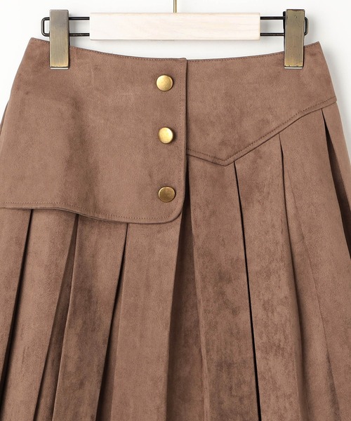 NICOLE CLUB(ニコル クラブ)の「インバーテッドプリーツスカート(スカート・レディース・チャコール/ブラウン/ボルドー・MEDIUM)」の9枚目の写真