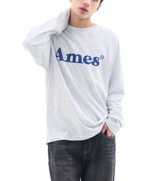 AMESWORLDWIDE(アメスワールドワイド)の「A'GEM/9 × .kom 『AMESWORLDWIDE/アメスワールドワイド』 BASIC LOGO LONGSLEEVE TEE/ベーシック ロゴ長袖Tシャツ(Tシャツ/カットソー・レディース・チャコールグレー/ライトグレー/ホワイト・M/S)」の2枚目の写真
