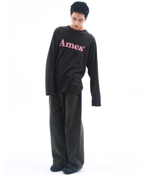 AMESWORLDWIDE(アメスワールドワイド)の「A'GEM/9 × .kom 『AMESWORLDWIDE/アメスワールドワイド』 BASIC LOGO LONGSLEEVE TEE/ベーシック ロゴ長袖Tシャツ(Tシャツ/カットソー・レディース・チャコールグレー/ライトグレー/ホワイト・M/S)」の9枚目の写真