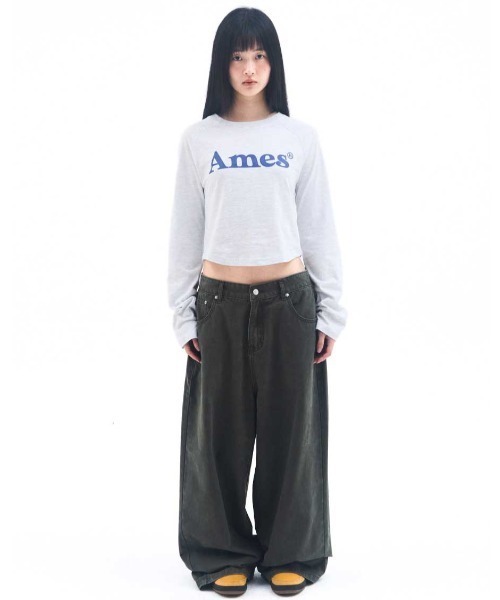 AMESWORLDWIDE(アメスワールドワイド)の「A'GEM/9 × .kom 『AMESWORLDWIDE/アメスワールドワイド』 BASIC LOGO LONGSLEEVE TEE/ベーシック ロゴ長袖Tシャツ(Tシャツ/カットソー・レディース・チャコールグレー/ライトグレー/ホワイト・M/S)」の16枚目の写真