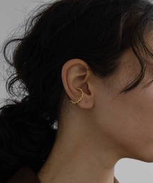 abaskdesign（アバスクデザイン）の「ねじれロープ風イヤーカフ（イヤーカフ）」