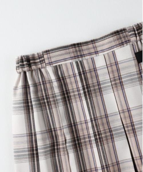 Right-on(ライトオン)の「【HONEYSUCKLE ROSE】チェックプリーツスカート (クラシック/軽やか素材/カジュアル)(スカート・レディース・イエロー/ベージュ/ブルー・S/M/L)」の18枚目の写真