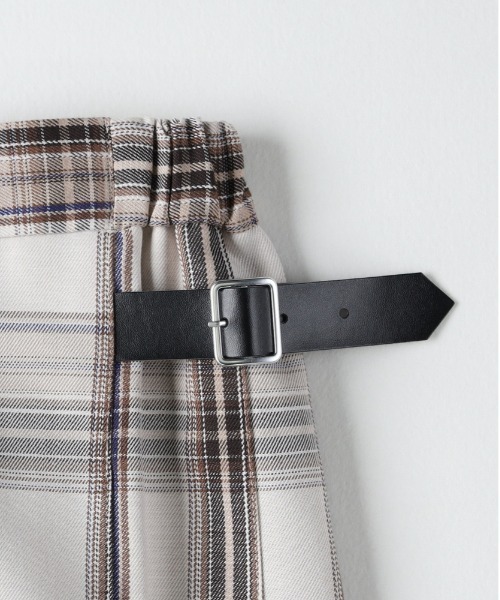 Right-on(ライトオン)の「【HONEYSUCKLE ROSE】チェックプリーツスカート (クラシック/軽やか素材/カジュアル)(スカート・レディース・イエロー/ベージュ/ブルー・S/M/L)」の19枚目の写真