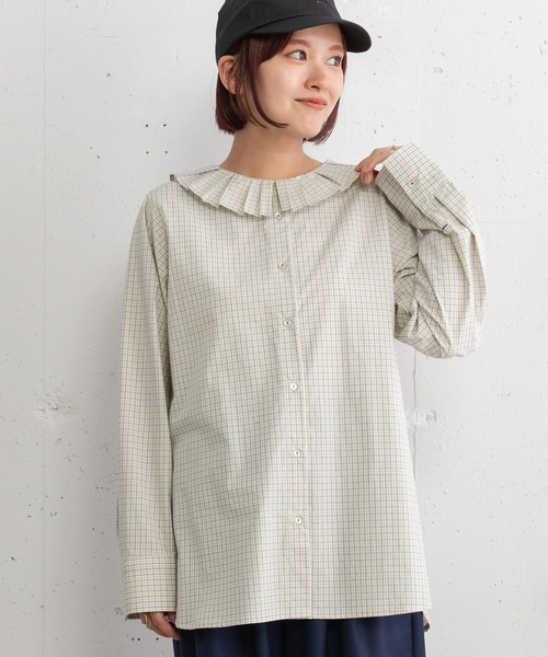 POU DOU DOU（プードゥドゥ）の「ランダムプリーツカラーシャツ（シャツ/ブラウス・レディース・オフホワイト/ベージュ/ダークブラウン・M）」の5枚目の写真