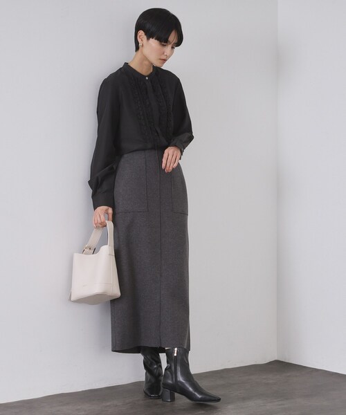 OPAQUE.CLIP(オペークドットクリップ)の「フロントフリルブラウス【洗濯機OK】(シャツ/ブラウス・レディース・ブルー/ブラック/ホワイト・38/40/42)」の6枚目の写真