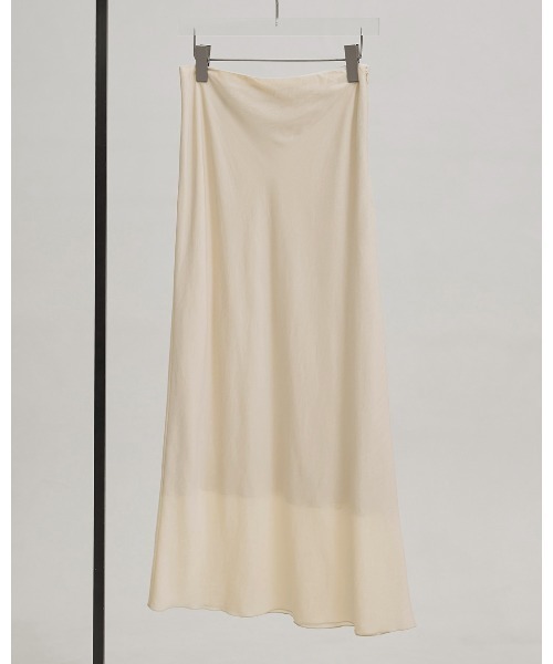 TODAYFUL（トゥデイフル）の「Washer Pencil Skirt（スカート・レディース・バーガンディー/アイボリー/ブラック・36inch/38inch）」の5枚目の写真
