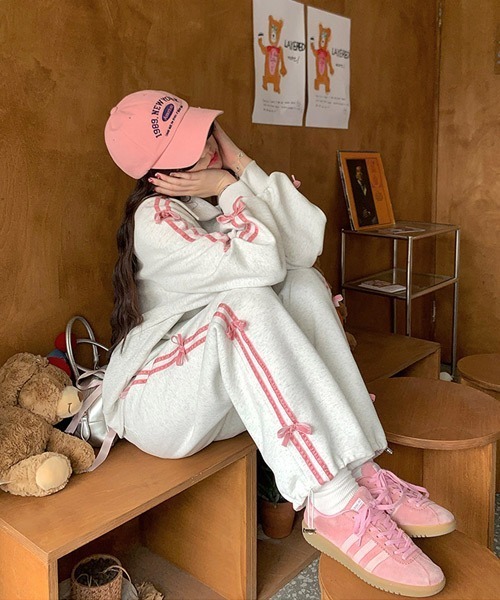 セール】サイドラインリボン刺繍スウェットブルゾン＆パンツ