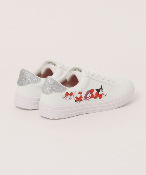 sanrio(サンリオ)の「【sanrio】サンリオ キャラクタープリント コートタイプスニーカー 1504(スニーカー・レディース・ホワイト/ホワイト系その他/ブラック・S/M/L/LL)」の4枚目の写真