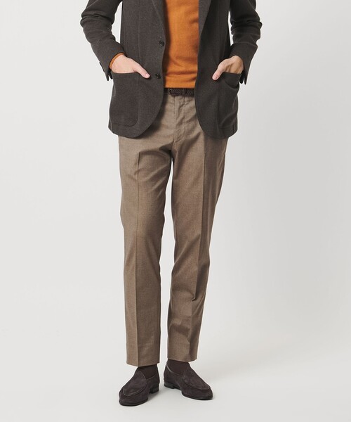 UNITED ARROWS(ユナイテッドアローズ)の「TR オックス サイドエクステンド ノープリーツスラックス COMFORT EASY‐MODEL ウォッシャブル ストレッチ(スラックス・メンズ・ベージュ・44/46/50/48)」の2枚目の写真