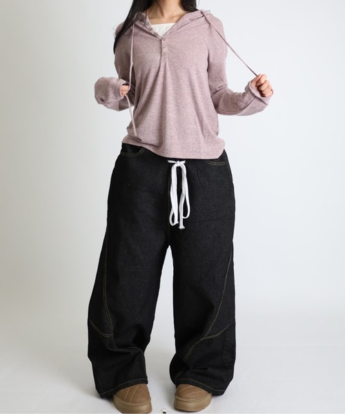 Vini(ヴィニ)の「ユニセックスプルオーバーパーカー(Tシャツ/カットソー・レディース・グレー/ラベンダー・MEDIUM)」の19枚目の写真