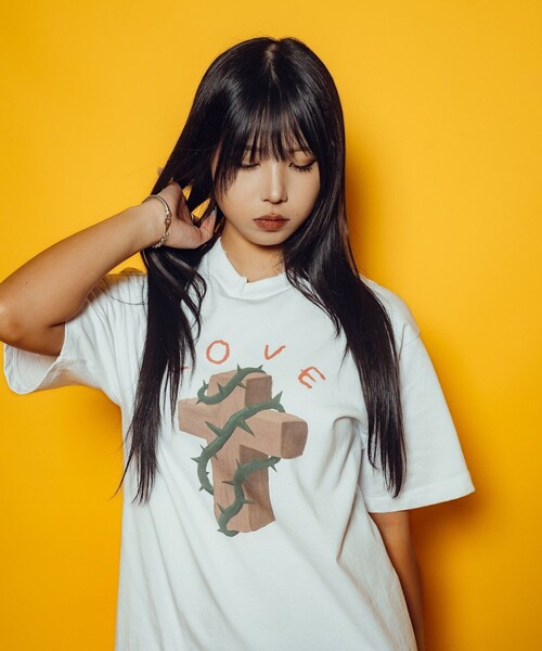 Subciety(サブサエティ)の「【WOMEN】Thorn cross tee(Tシャツ/カットソー・レディース・バーガンディー/ホワイト/ブラック・FREE)」の21枚目の写真