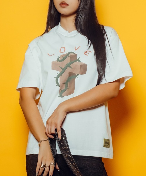 Subciety(サブサエティ)の「【WOMEN】Thorn cross tee(Tシャツ/カットソー・レディース・バーガンディー/ホワイト/ブラック・FREE)」の4枚目の写真