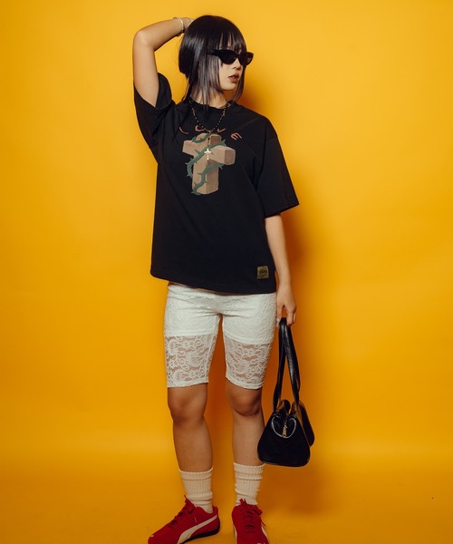 Subciety(サブサエティ)の「【WOMEN】Thorn cross tee(Tシャツ/カットソー・レディース・バーガンディー/ホワイト/ブラック・FREE)」の5枚目の写真