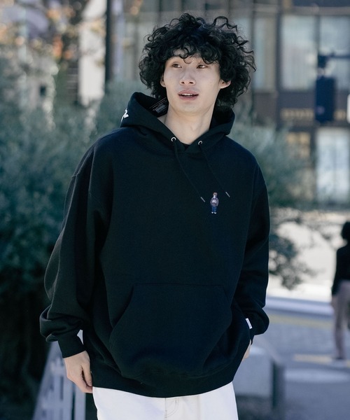 BEN DAVIS(ベンデイビス)の「【BEN DAVIS/ベンデイビス】裏起毛 バックプリントフーディー ヘビーウェイトスウェット プルオーバーパーカー オーバーサイズ(パーカー・メンズ・ブラック/グレー/ネイビー・LARGE/X-LARGE/MEDIUM)」の6枚目の写真