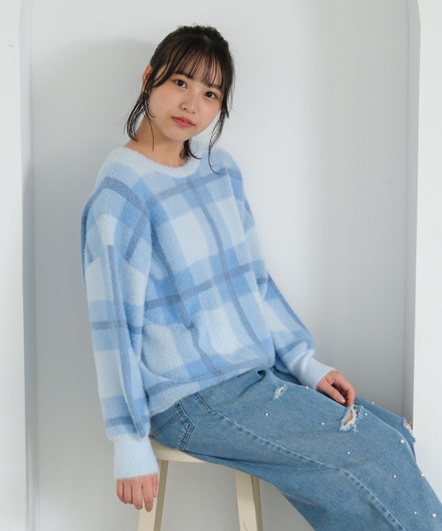 GLOBAL WORK（グローバルワーク）の「デザインシャギーニット/AND YUA ANY/599709（ニット/セーター・キッズ・ライトベージュ/チャコールグレー/ホワイト系その他2/サックスブルー・FREE）」の4枚目の写真