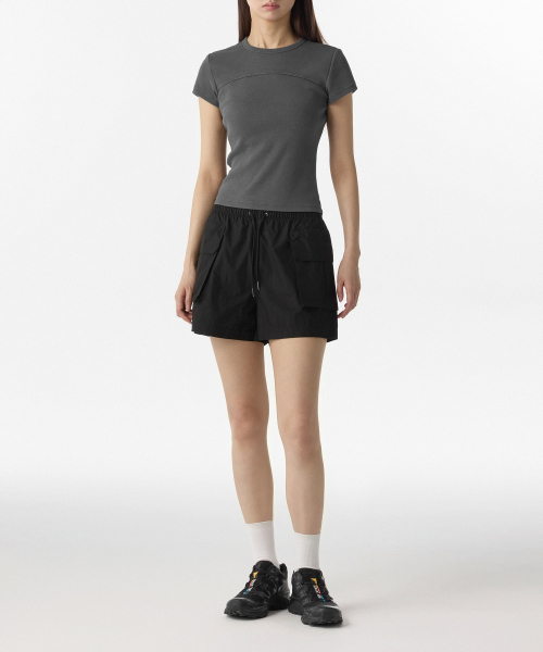 MUSINSA STANDARD WOMAN（ムシンサスタンダードウーマン）の「ウィメンズ CN カーゴバンディングショーツ [ブラック]（その他パンツ・レディース・その他・30/24/26/28）」の4枚目の写真