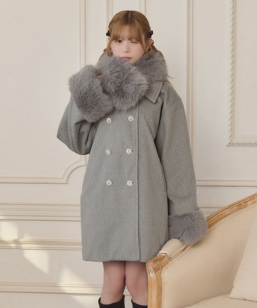 セール】【8周年記念アイテム】ファー付きティペットコート【ZOZOTOWN