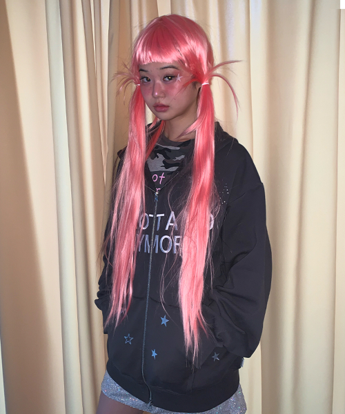 YOUHEE（ユヒ）の「NOT A KID HOOD ZIP-UP CHARCOAL（パーカー・レディース・その他・FREE）」の2枚目の写真