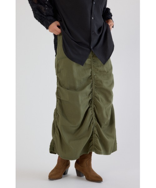 RODEO CROWNS WIDE BOWL（ロデオクラウンズワイドボウル）の「シャーリングマキシスカート（スカート・レディース・ブルー/ブラック/カーキ・FREE）」の4枚目の写真