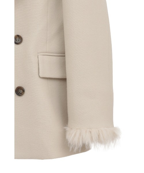 CLANE(クラネ)の「FAKE FUR DOCKING OVER COAT(その他アウター・レディース・ライトベージュ・1/2)」の11枚目の写真