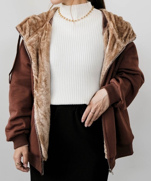 aquagarage（アクアガレージ）の「極暖裏ボアパーカー（パーカー・レディース・ブラック/グレー/ブラウン・FREE）」の4枚目の写真