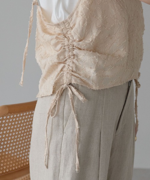 each（イーチ）の「サイドドロストキャミビスチェ（その他トップス・レディース・オフホワイト/ブラック/ベージュ・FREE）」の6枚目の写真