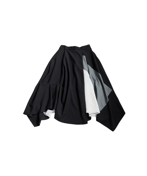 antiqua(アンティカ)の「切替 配色 アシンメトリー ロングスカート(スカート・レディース・ブラック・ONESIZE)」の7枚目の写真