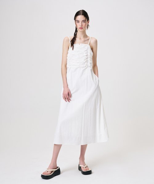 ETMON(エトモン)の「Slip Heart Neck Shirring Dress, White(ワンピース・レディース・その他・MEDIUM/SMALL)」の1枚目の写真