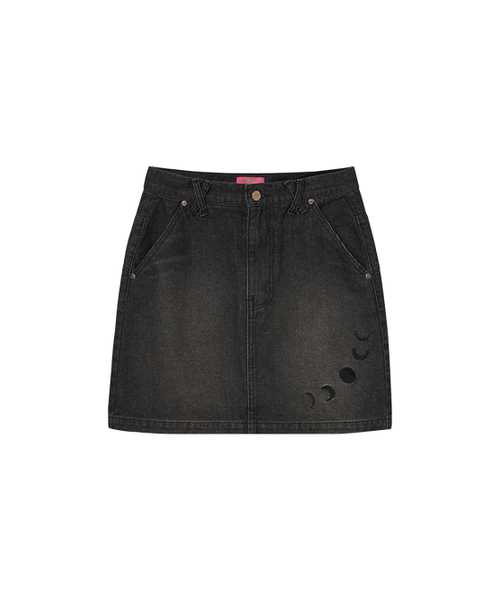 NYXX(エヌワイエックスエックス)の「BASIC DENIM SKIRT BLACK WASHED(スカート・レディース・その他・SMALL/MEDIUM)」の2枚目の写真