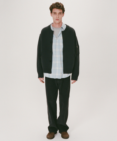 SHIRTER（シャーター）の「CHUNKY YARN HEAVY CARDIGAN (STEEL NAVY)（カーディガン/ボレロ・メンズ・その他・MEDIUM/LARGE/SMALL）」の8枚目の写真