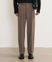 TNGT（ティーエヌジーティー）の「Essential Semi-Wide Slacks (Dusty Beige) TNPA5E100I3（スラックス）」