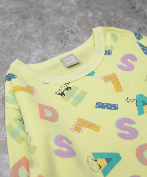 DILASH（ディラッシュ）の「（お揃い可）アルファベット総柄 長袖Tシャツ（Tシャツ/カットソー・キッズ・イエロー/オフホワイト・80/90/100/120/130/110）」の5枚目の写真