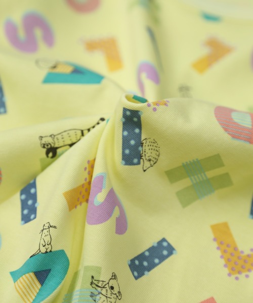 DILASH（ディラッシュ）の「（お揃い可）アルファベット総柄 長袖Tシャツ（Tシャツ/カットソー・キッズ・イエロー/オフホワイト・80/90/100/120/130/110）」の7枚目の写真