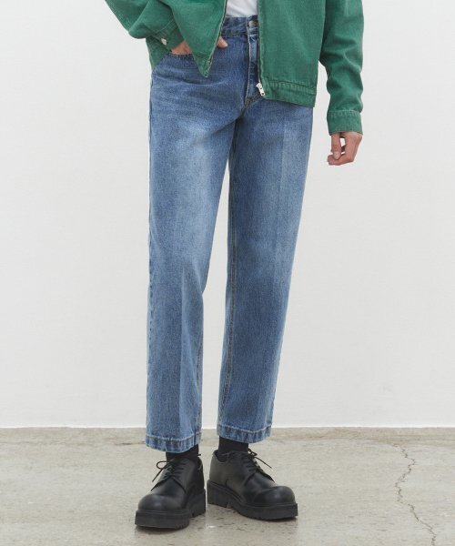 DECET(デケト)の「Dawn Cropped Tapered Jeans DCPT001Blue(デニムパンツ・レディース・その他・26/28/32/30)」の5枚目の写真