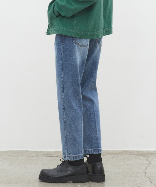 DECET(デケト)の「Dawn Cropped Tapered Jeans DCPT001Blue(デニムパンツ・レディース・その他・26/28/32/30)」の7枚目の写真