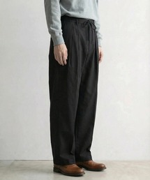 Carhartt WIP（カーハートダブリューアイピー）の「【MAISON CLUB】高密度ツータックツイルパンツ　ワイド　チノパンツ（チノパンツ）」