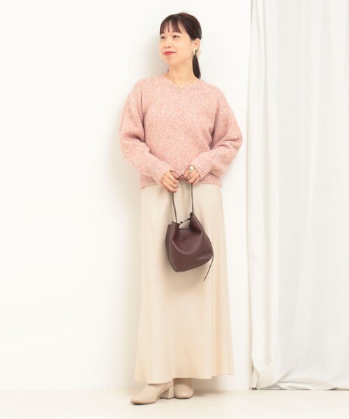 MICO COULIER（ミコクリエ）の「カラフルスパンコールVネックプルオーバー（ニット/セーター・レディース・グリーン系その他/ピンク系その他/グレー系その他・38）」の20枚目の写真