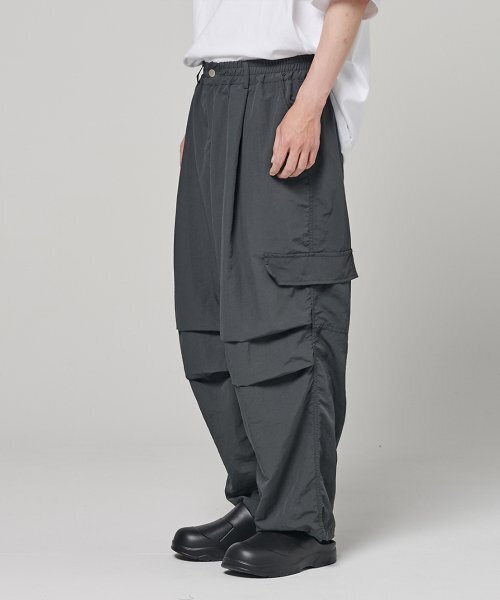 AKECII(アケシ)の「ワイドパラシュートバルーンパンツチャコール(その他パンツ・メンズ・その他・MEDIUM/LARGE)」の1枚目の写真