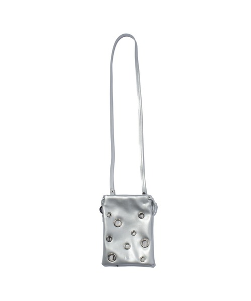 F/CE. （エフシーイー）の「F/CE. TECH LEATHER EYELET POCHETTE / エフシーイー テックレザー アイレット ポシェット（ショルダーバッグ・レディース・ベージュ/ブラック/シルバー・FREE）」の6枚目の写真