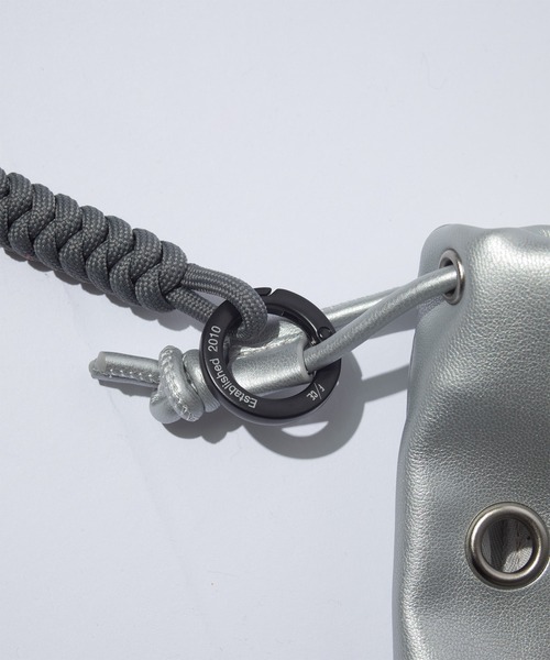 F/CE. （エフシーイー）の「F/CE. TECH LEATHER EYELET POCHETTE / エフシーイー テックレザー アイレット ポシェット（ショルダーバッグ・レディース・ベージュ/ブラック/シルバー・FREE）」の9枚目の写真
