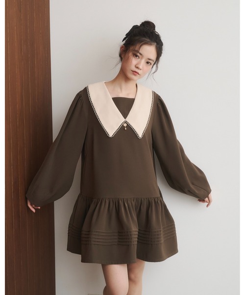 moi tytto（モイテュット）の「スカラップビックカラーワンピース（ワンピース・レディース・グレー/ブラウン/ブラック・FREE/SMALL）」の9枚目の写真