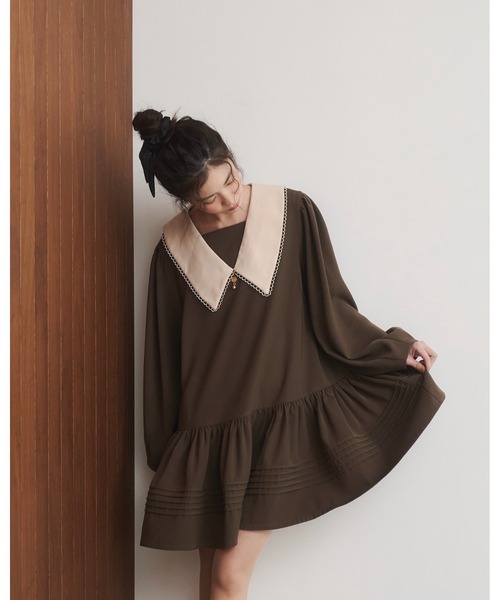 moi tytto（モイテュット）の「スカラップビックカラーワンピース（ワンピース・レディース・グレー/ブラウン/ブラック・FREE/SMALL）」の13枚目の写真