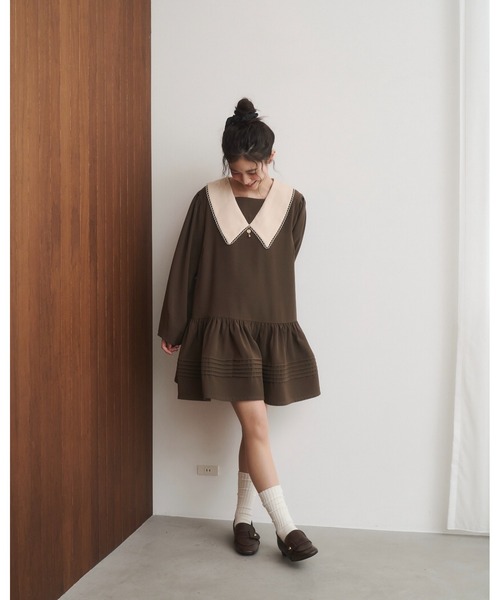 moi tytto（モイテュット）の「スカラップビックカラーワンピース（ワンピース・レディース・グレー/ブラウン/ブラック・FREE/SMALL）」の14枚目の写真